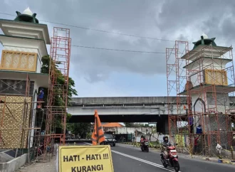 Sentuhan Baru! Tugu Batas Kota Pasuruan Dibangun Ulang dengan Nuansa Kubah Hijau